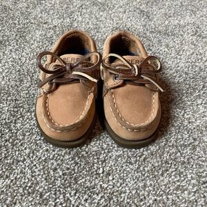 NWOT TODDLER SPERRY SHOES